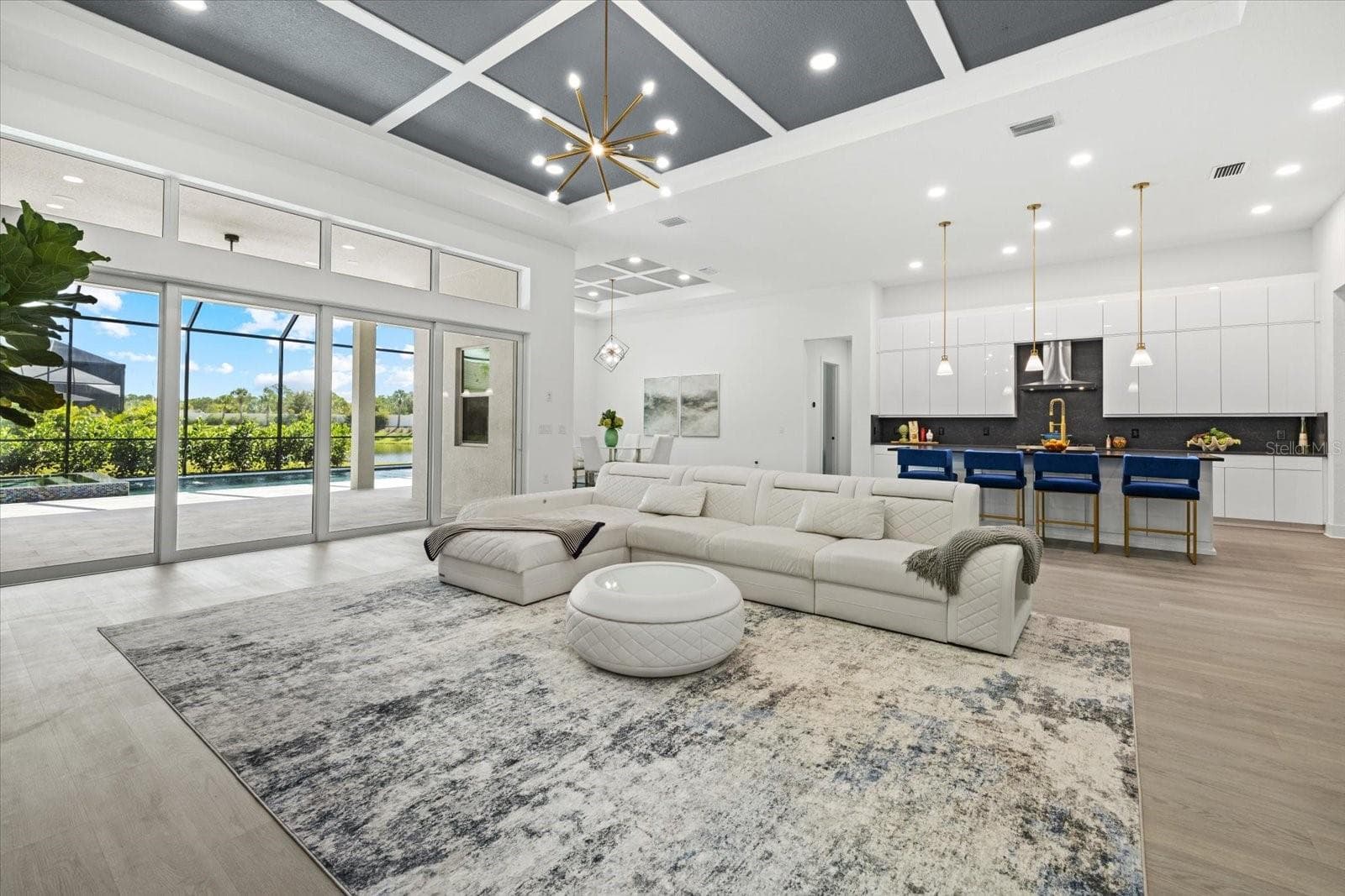 Living Room - 8133 NEVIS RUN, LAKEWOOD RANCH