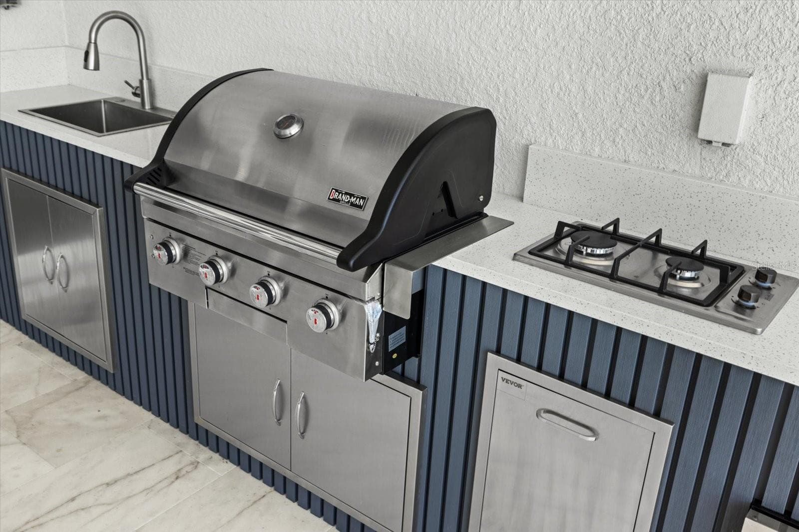 Outdoor Kitchen - 8133 NEVIS RUN, LAKEWOOD RANCH