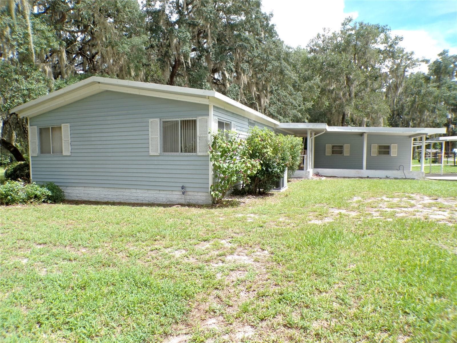 Manufactured Home at 1991 SE 170TH AVENUE RD, SILVER SPRINGS, photo 3 of 64