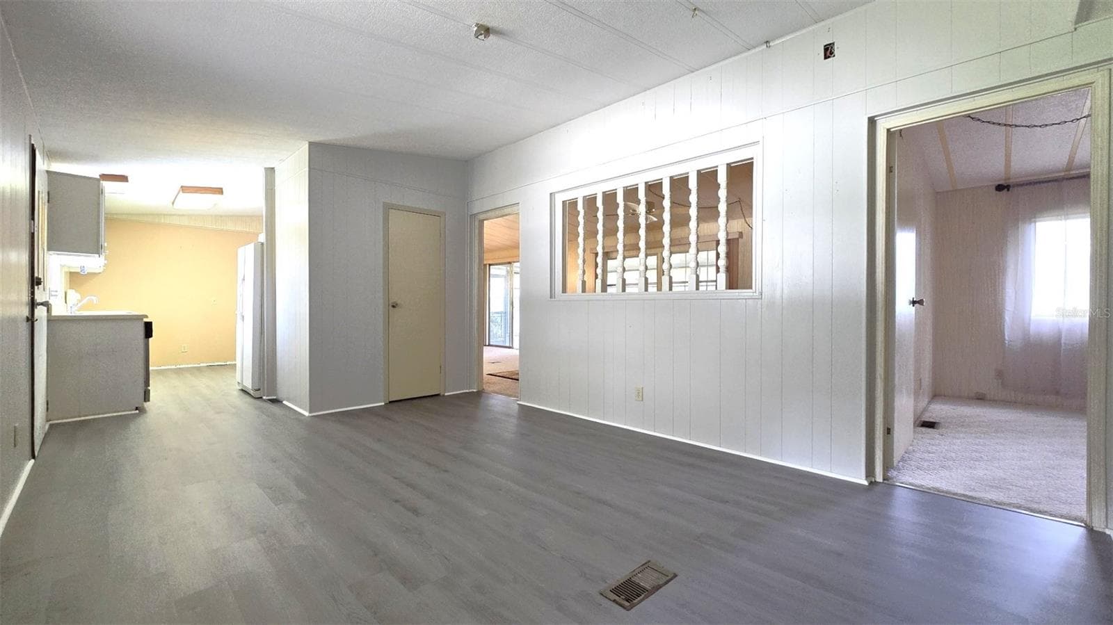 Manufactured Home at 1991 SE 170TH AVENUE RD, SILVER SPRINGS, photo 23 of 64