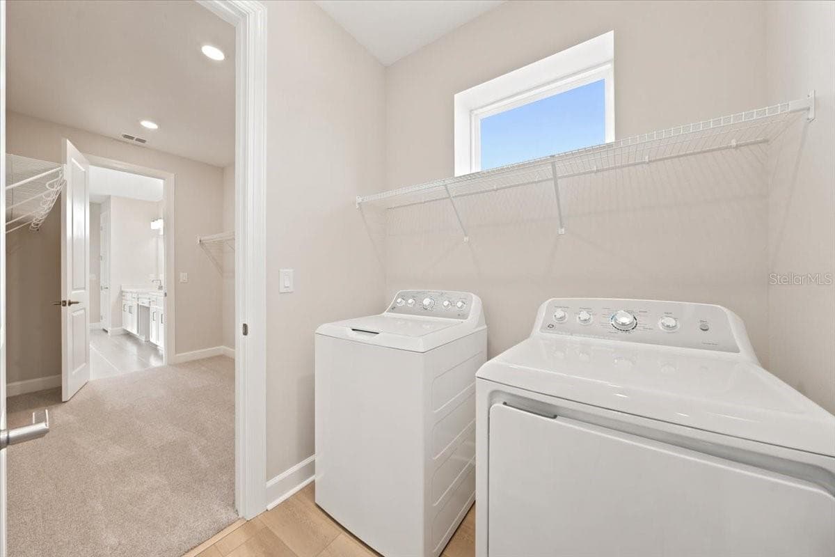 Single Family Residence at 13836 FLETCHER DR, PALMETTO, photo 29 of 40