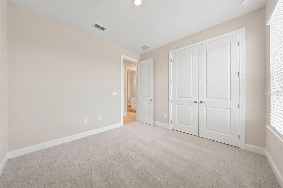 Single Family Residence at 13836 FLETCHER DR, PALMETTO, photo 35 of 40