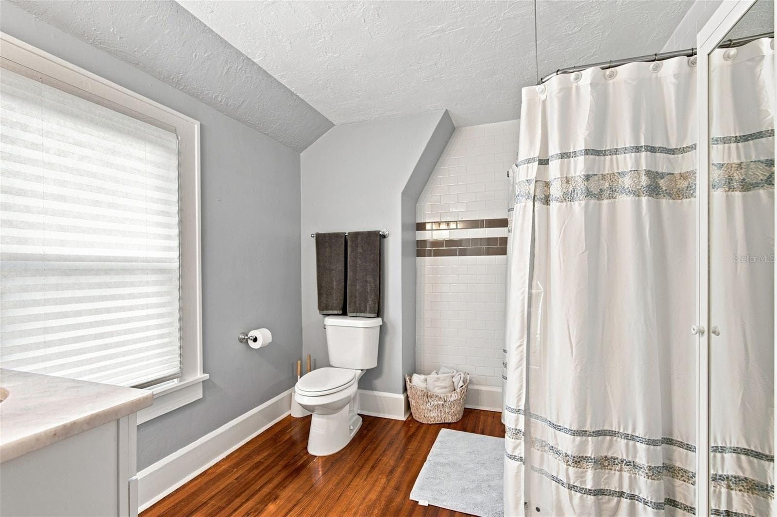 Single Family Residence at 3630 FOSTER HILL DR N, ST PETERSBURG, photo 37 of 69