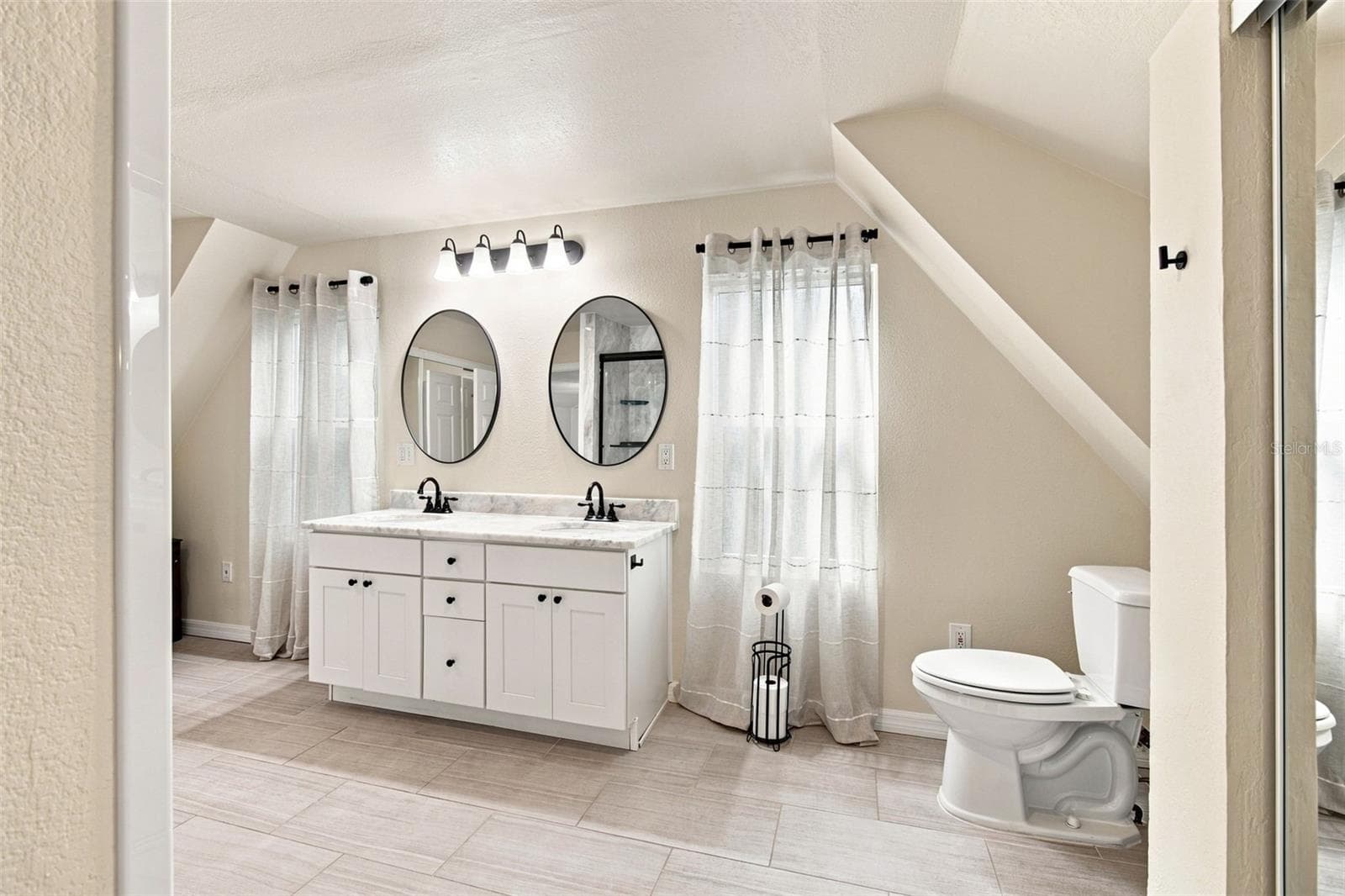 Single Family Residence at 3630 FOSTER HILL DR N, ST PETERSBURG, photo 42 of 69