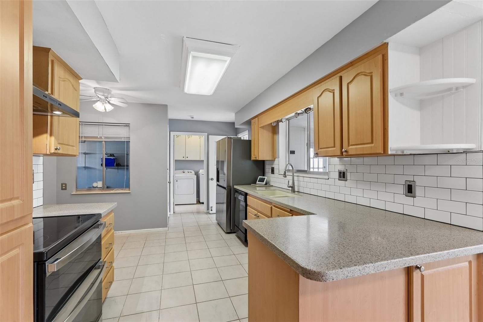Single Family Residence at 1001 LA JOLLA AVE, SUN CITY CENTER, photo 17 of 72