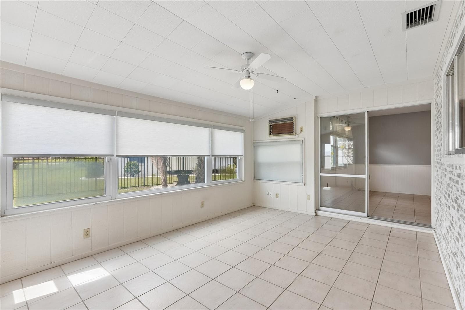 Single Family Residence at 1001 LA JOLLA AVE, SUN CITY CENTER, photo 37 of 72