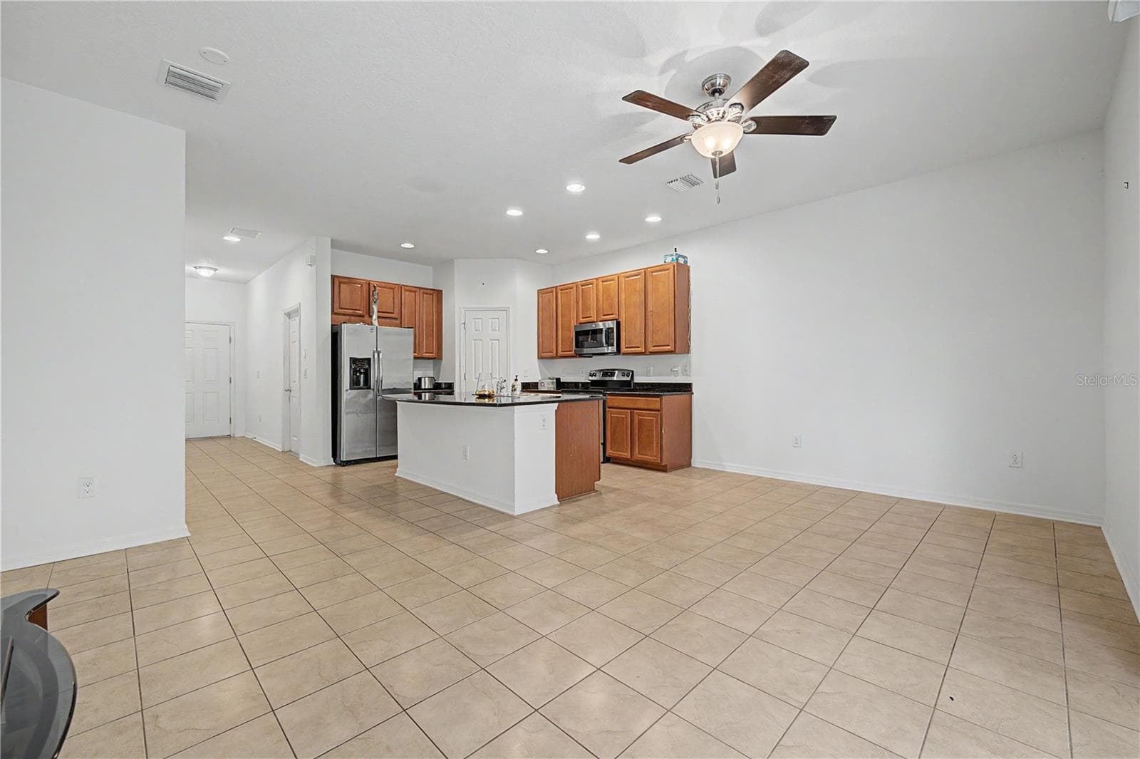 Townhouse at 6914 HOLLY HEATH DR, RIVERVIEW, photo 7 of 39