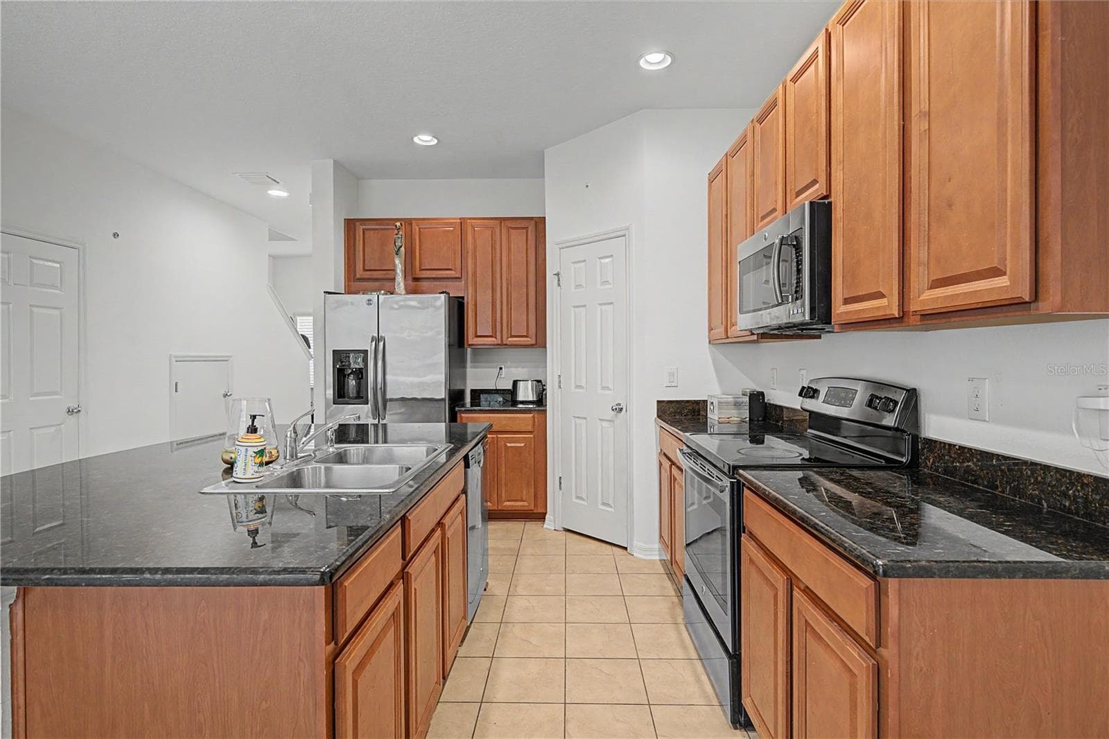 Townhouse at 6914 HOLLY HEATH DR, RIVERVIEW, photo 10 of 39