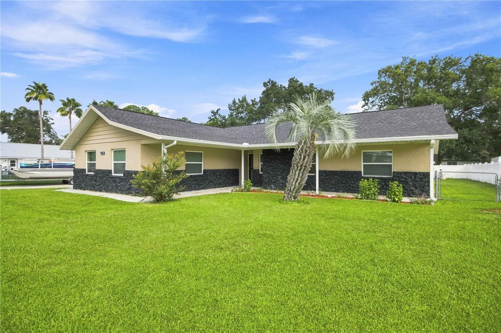 Single Family Residence at 3711 SW 25TH PL, OCALA, photo 4 of 41