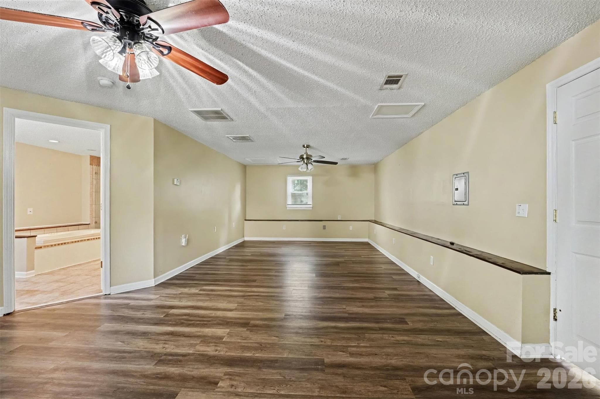 Single Family Residence at 171 Bevis Lane, Statesville, photo 14 of 32