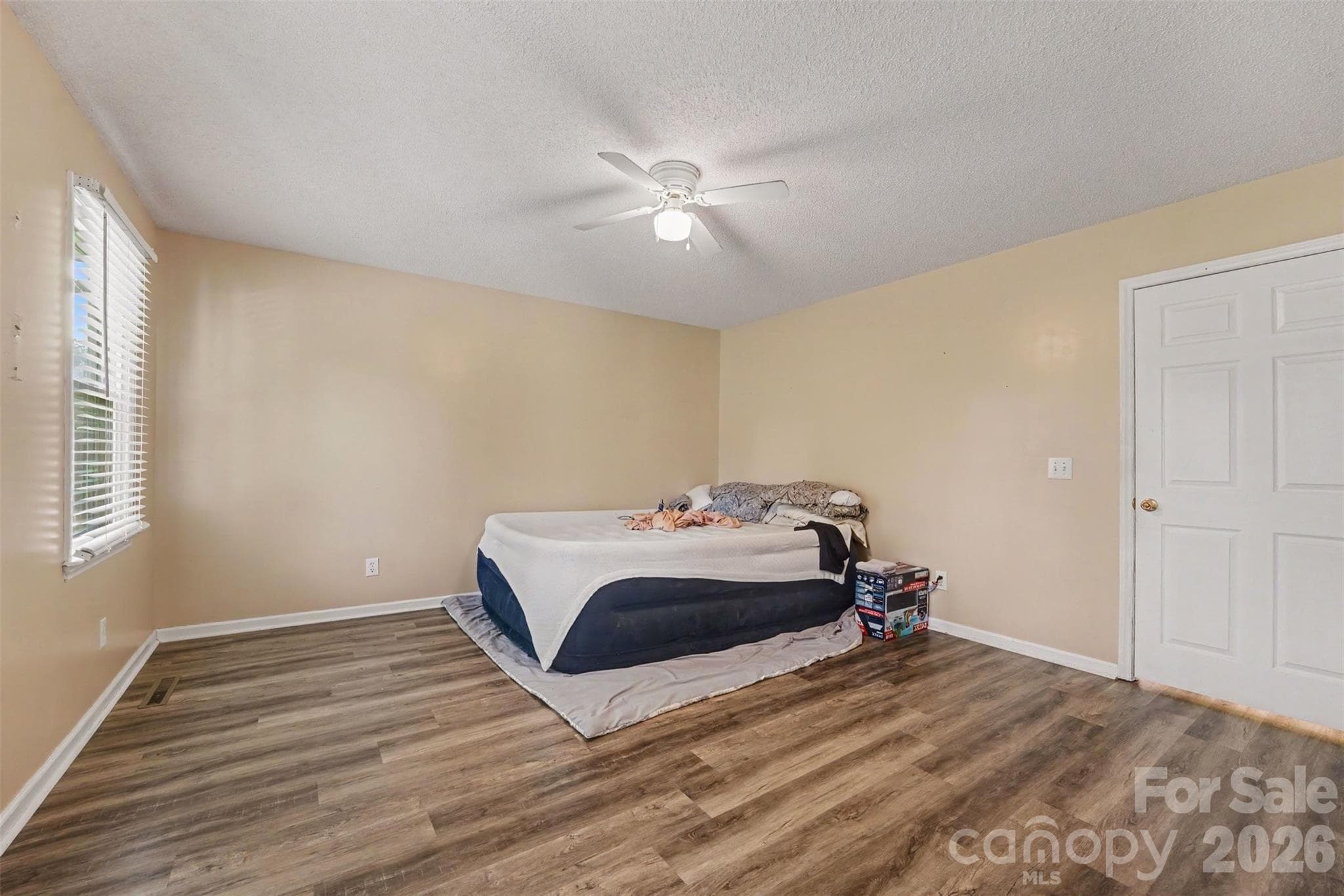 Single Family Residence at 171 Bevis Lane, Statesville, photo 20 of 32