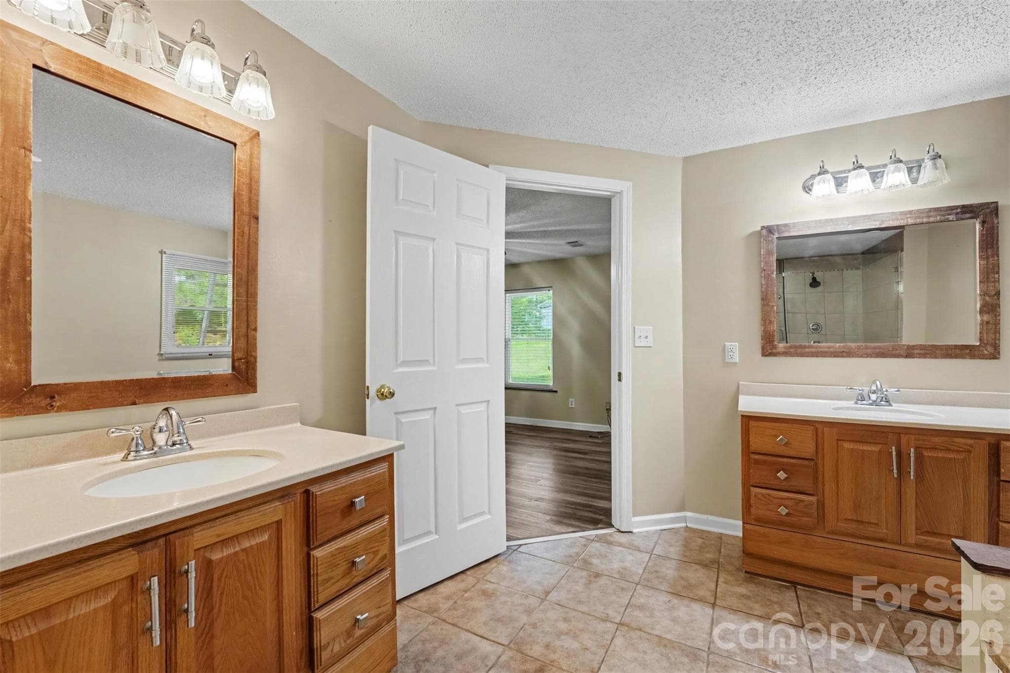 Single Family Residence at 171 Bevis Lane, Statesville, photo 26 of 32