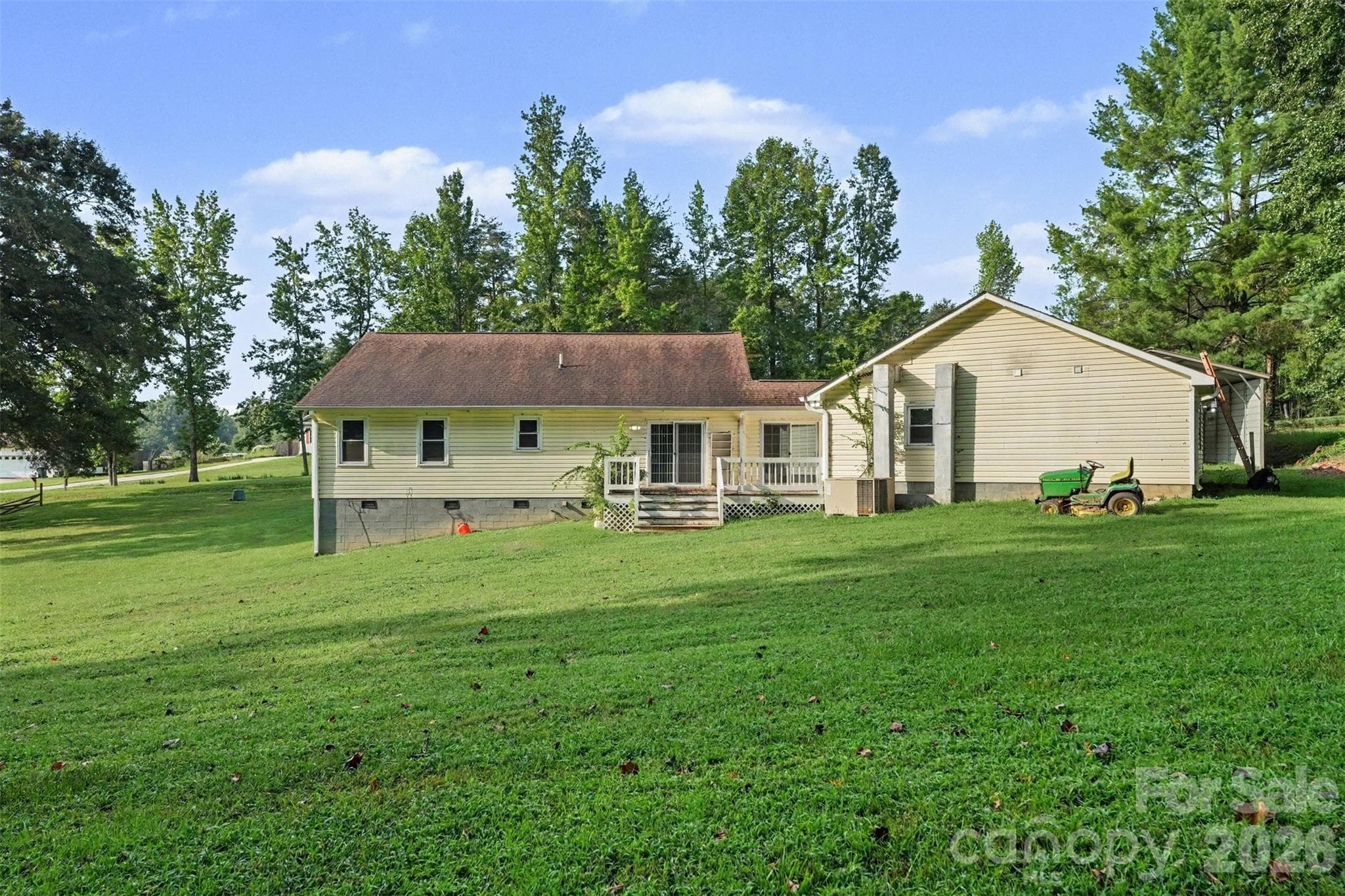 Single Family Residence at 171 Bevis Lane, Statesville, photo 27 of 32