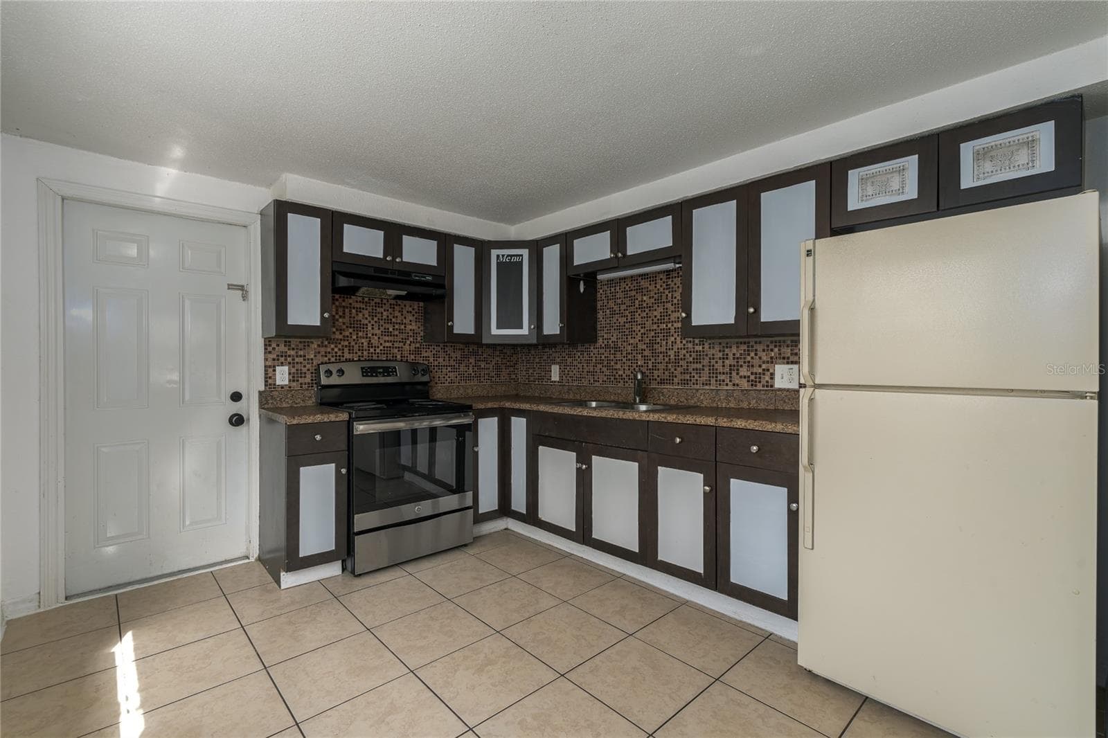 1324 59th Ave E, Kitchen - 1324 59TH AVE E, BRADENTON