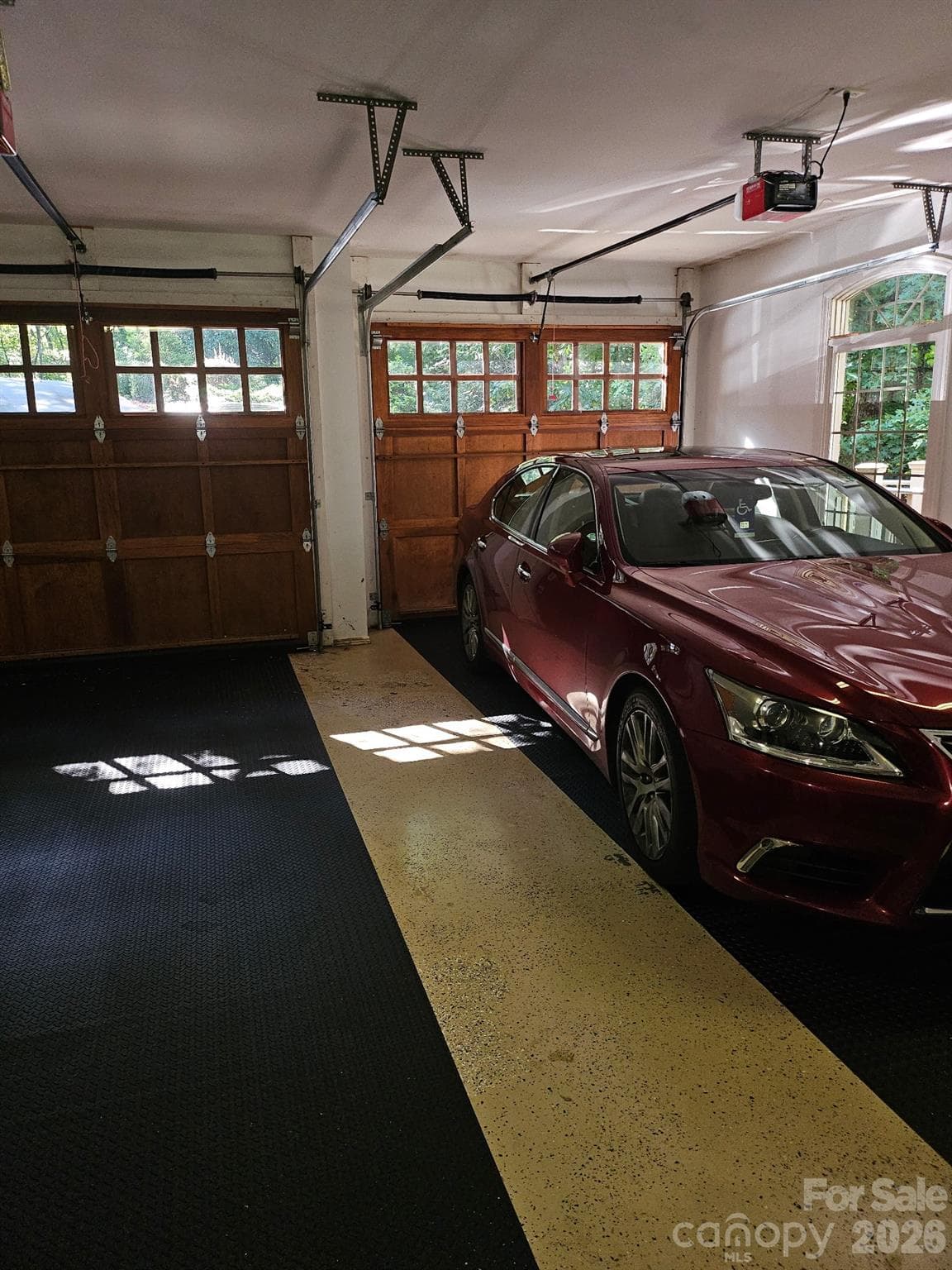 garage - 303 Wodigeasgohi Drive, Brevard