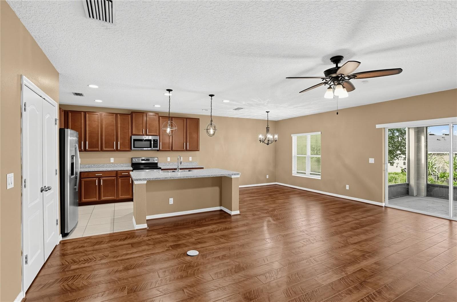 Single Family Residence at 171 HYDRA WAY, GROVELAND, photo 7 of 28