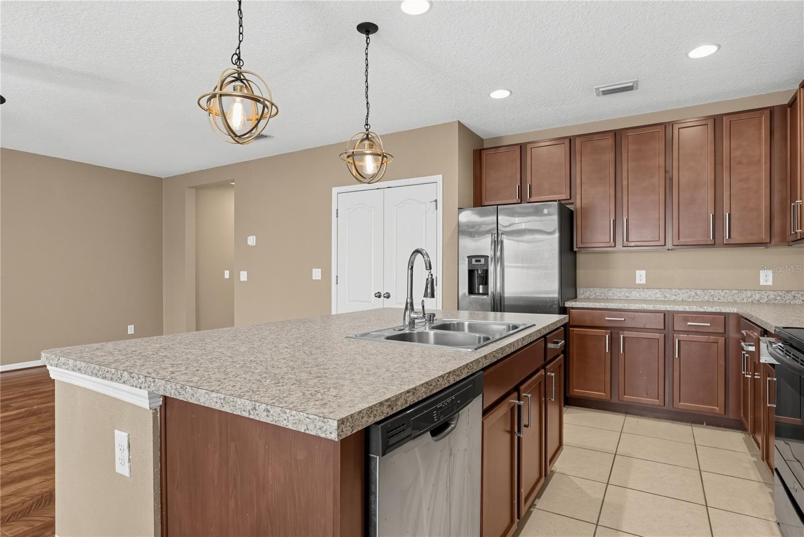 Single Family Residence at 171 HYDRA WAY, GROVELAND, photo 10 of 28