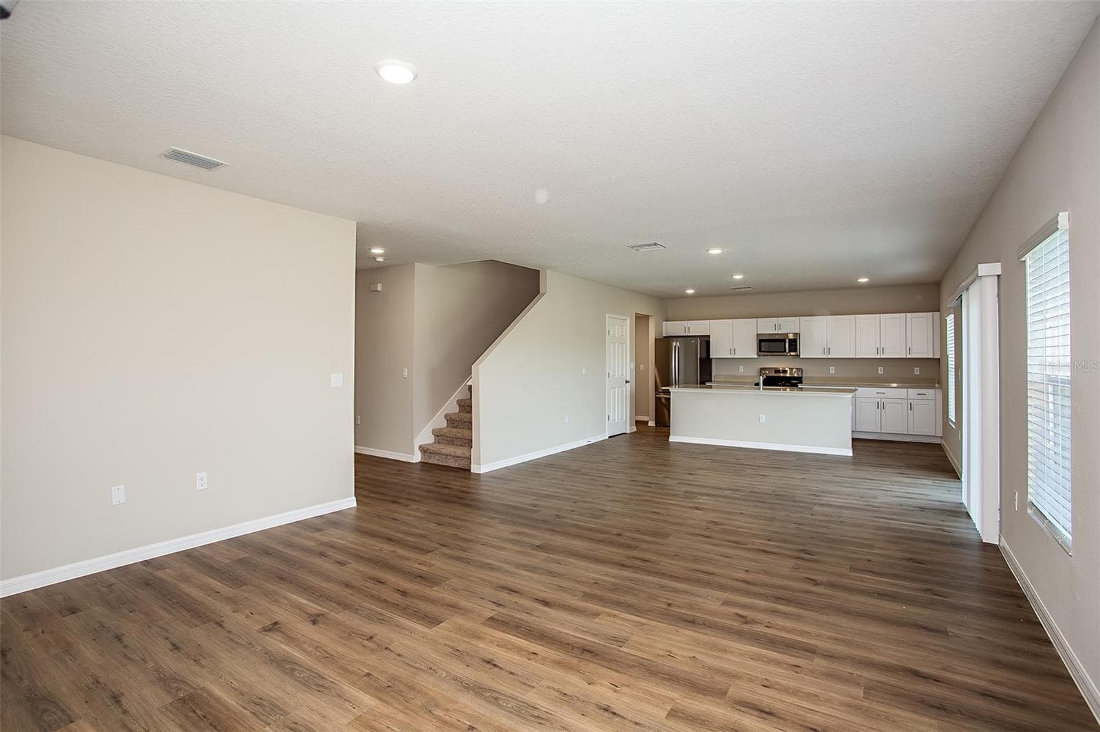 Single Family Residence at 36668 THORNHEDGE DR, ZEPHYRHILLS, photo 11 of 30