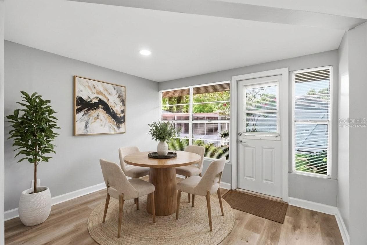 virtually staged - 6701 13TH ST N, TAMPA