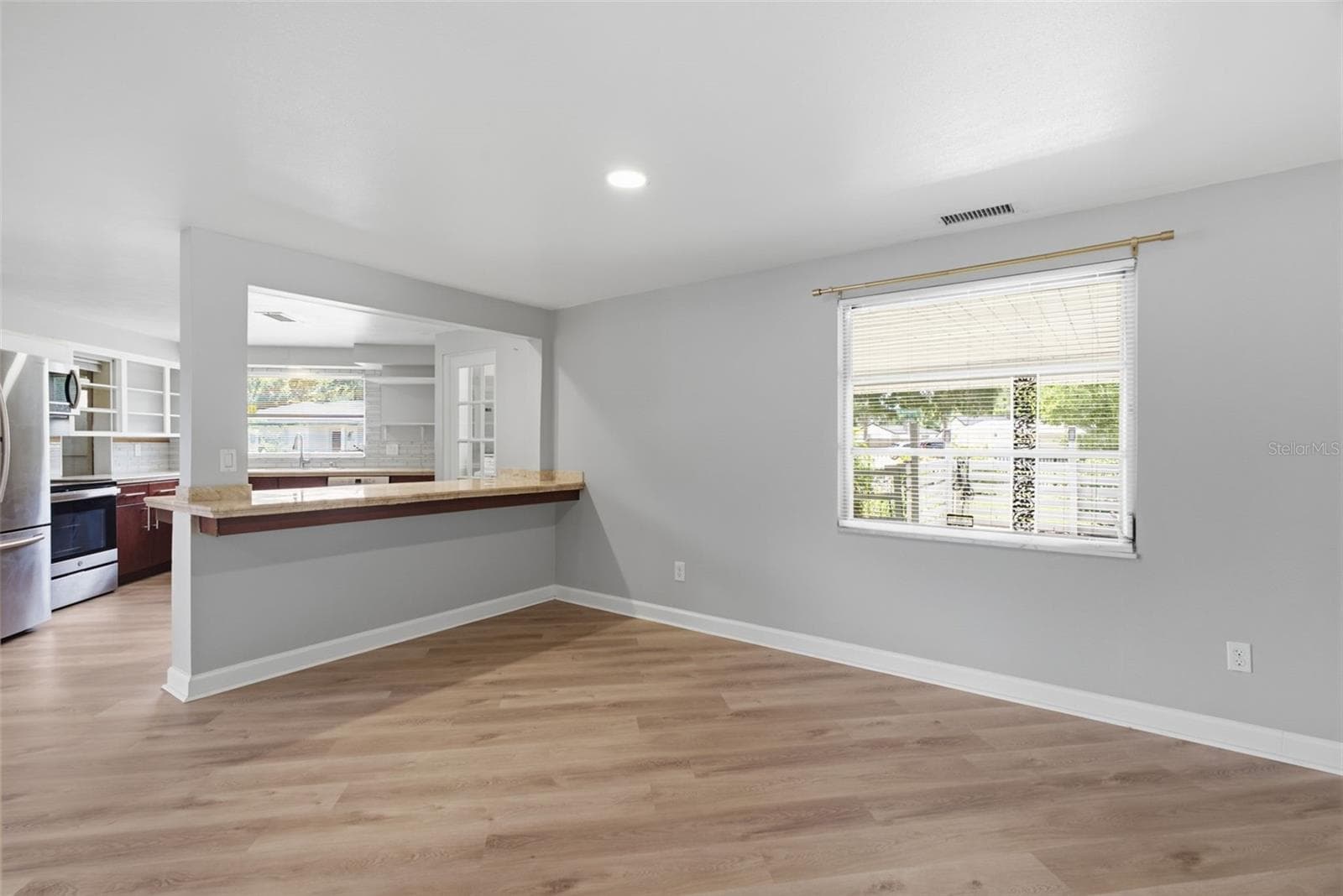Dining Space - 6701 13TH ST N, TAMPA