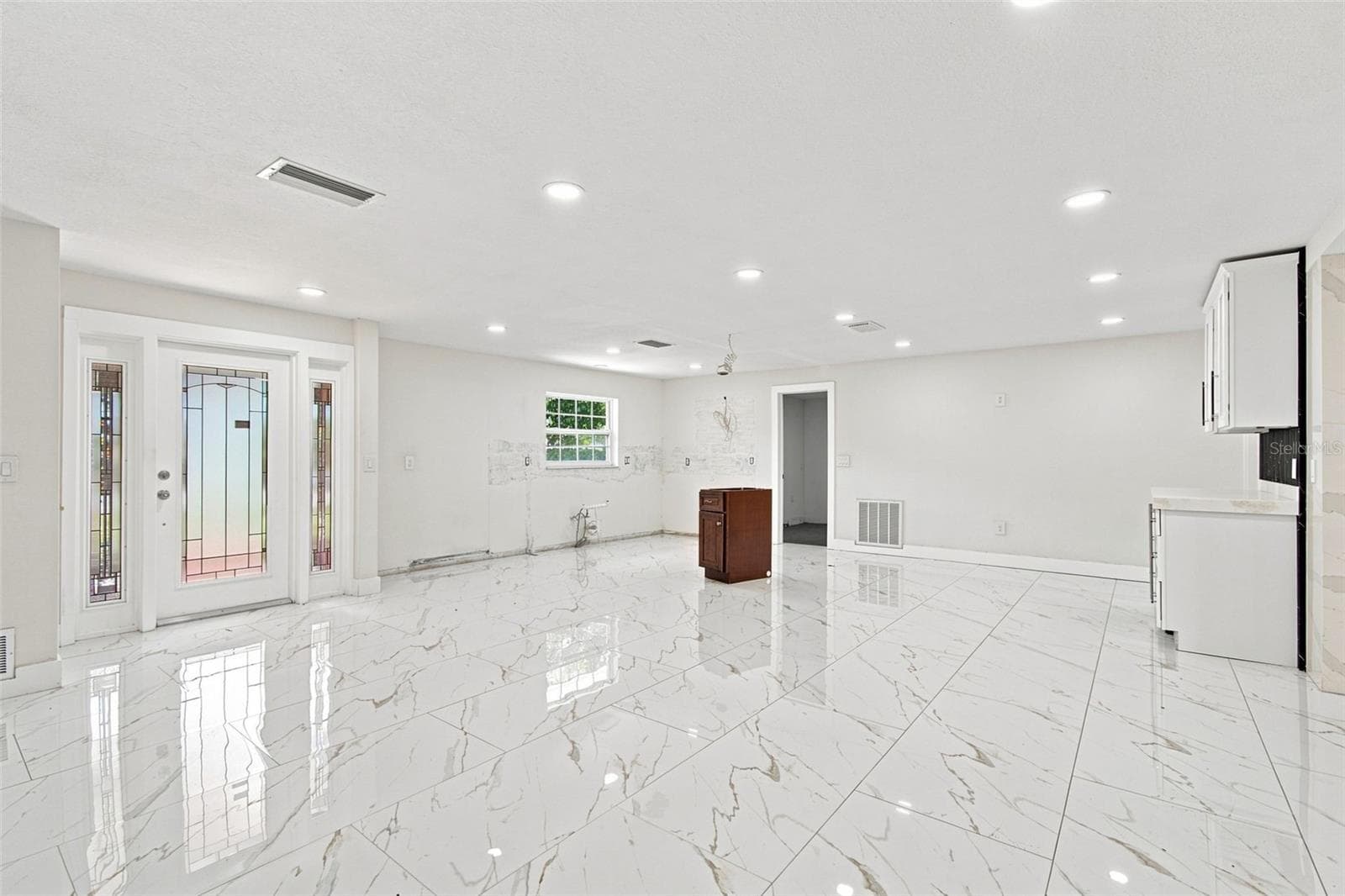Single Family Residence at 6463 1ST AVE N, ST PETERSBURG, photo 3 of 99