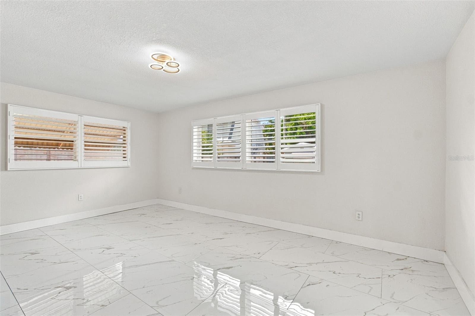 Single Family Residence at 6463 1ST AVE N, ST PETERSBURG, photo 25 of 99