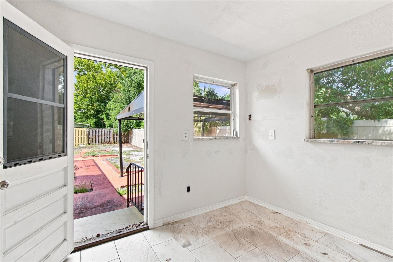 Single Family Residence at 6463 1ST AVE N, ST PETERSBURG, photo 54 of 99