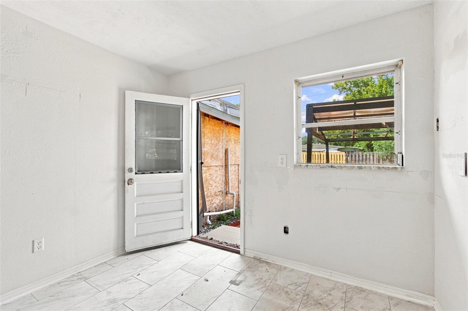 Single Family Residence at 6463 1ST AVE N, ST PETERSBURG, photo 55 of 99