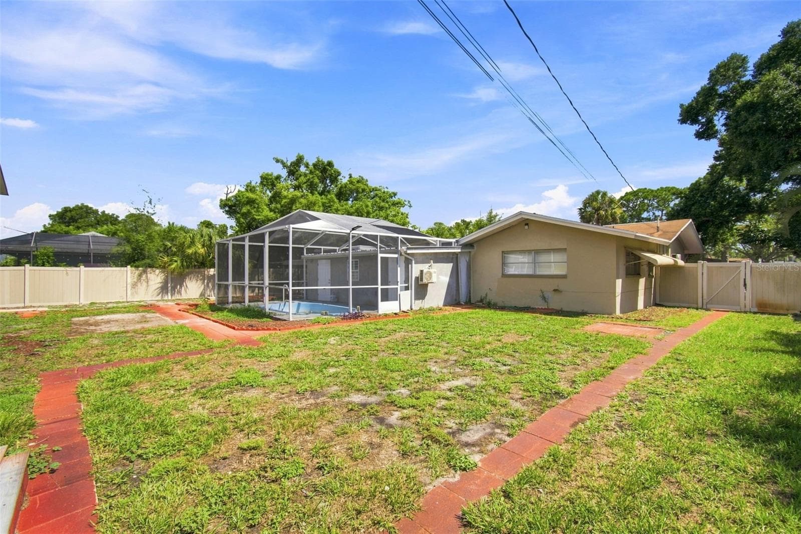 Single Family Residence at 6463 1ST AVE N, ST PETERSBURG, photo 68 of 99