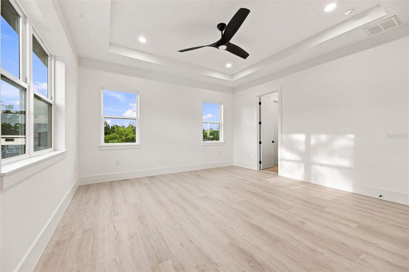 Single Family Residence at 731 42ND ST, SARASOTA, photo 16 of 42