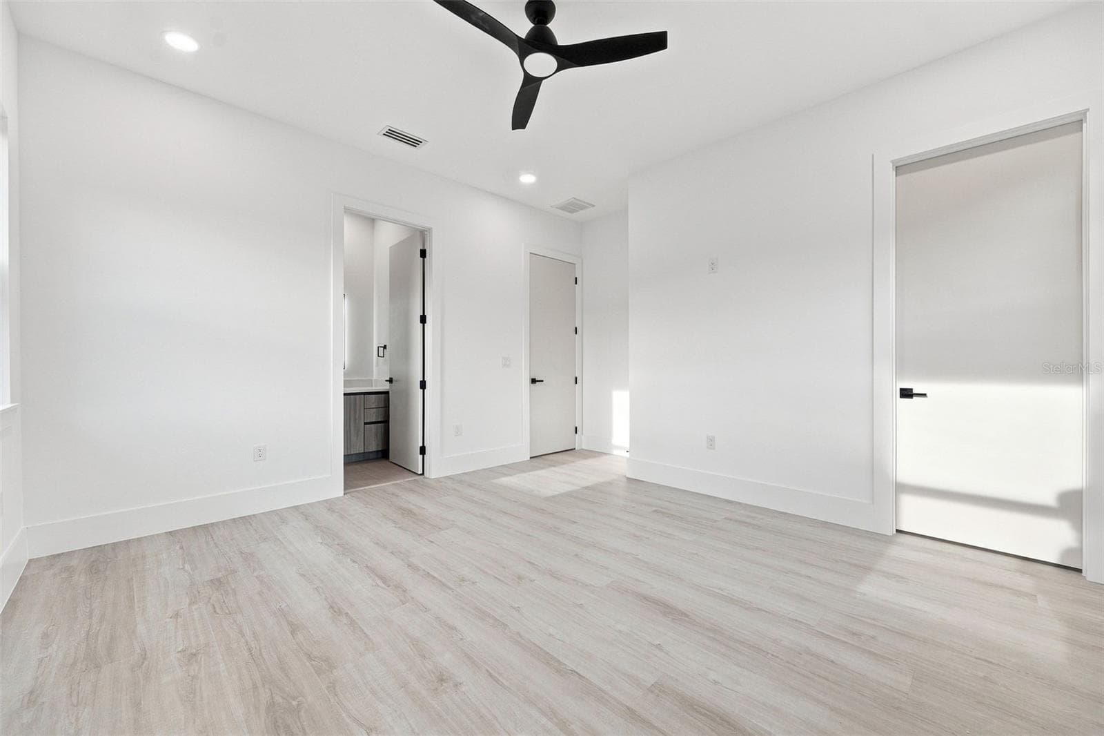 Single Family Residence at 731 42ND ST, SARASOTA, photo 22 of 42