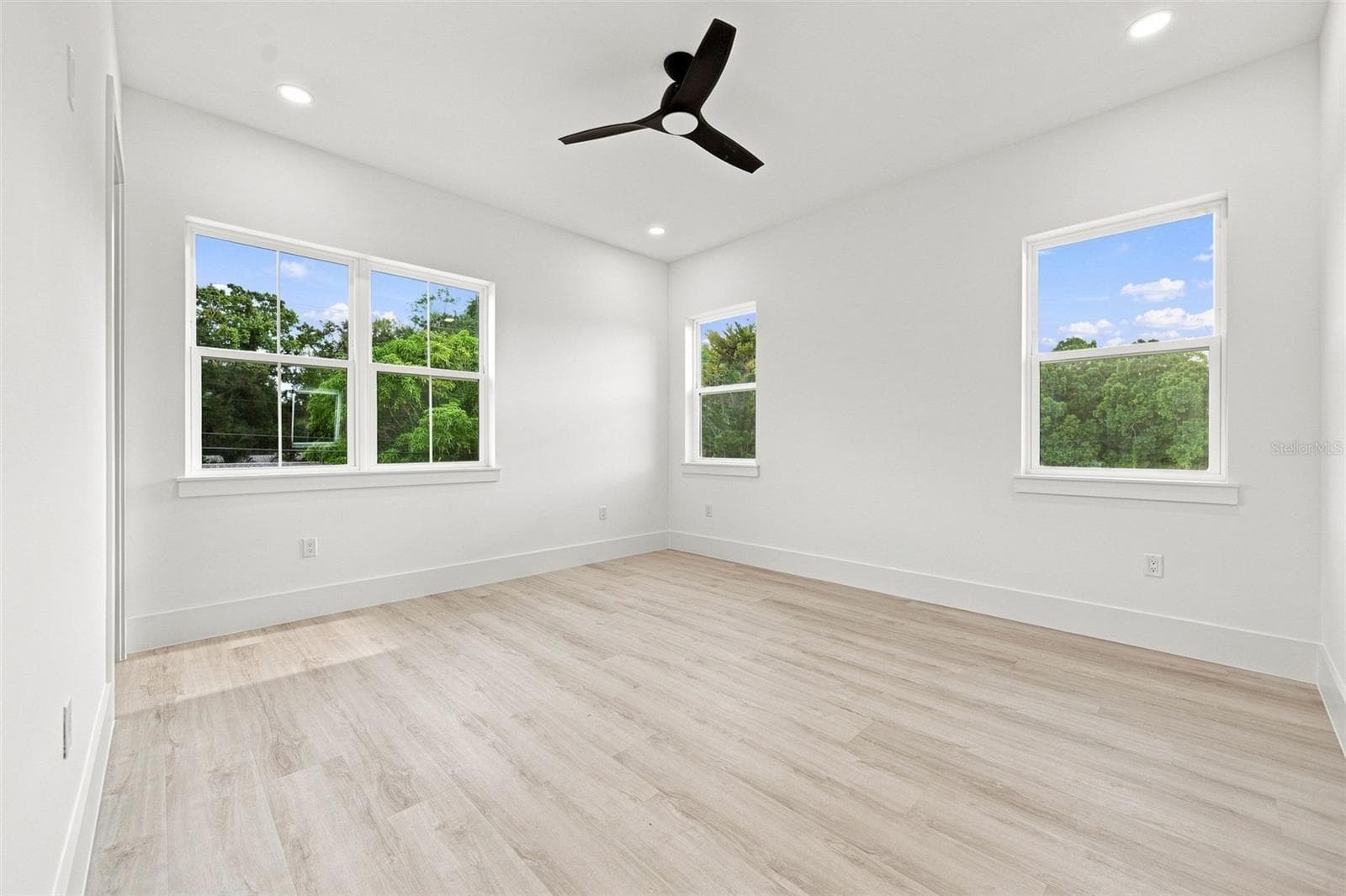 Single Family Residence at 731 42ND ST, SARASOTA, photo 23 of 42