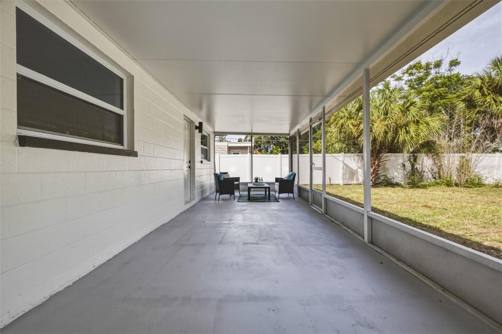 Single Family Residence at 209 SE MONROE CIR N, ST PETERSBURG, photo 25 of 34