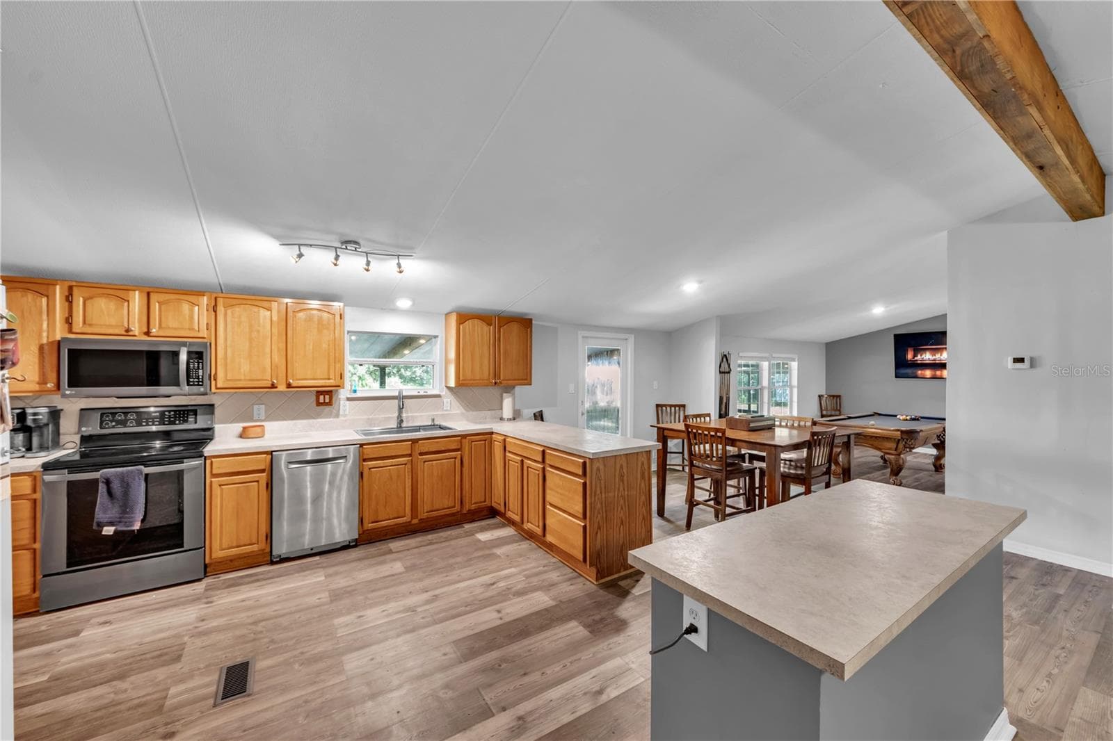 Manufactured Home at 5753 N DORMANY RD, PLANT CITY, photo 10 of 66