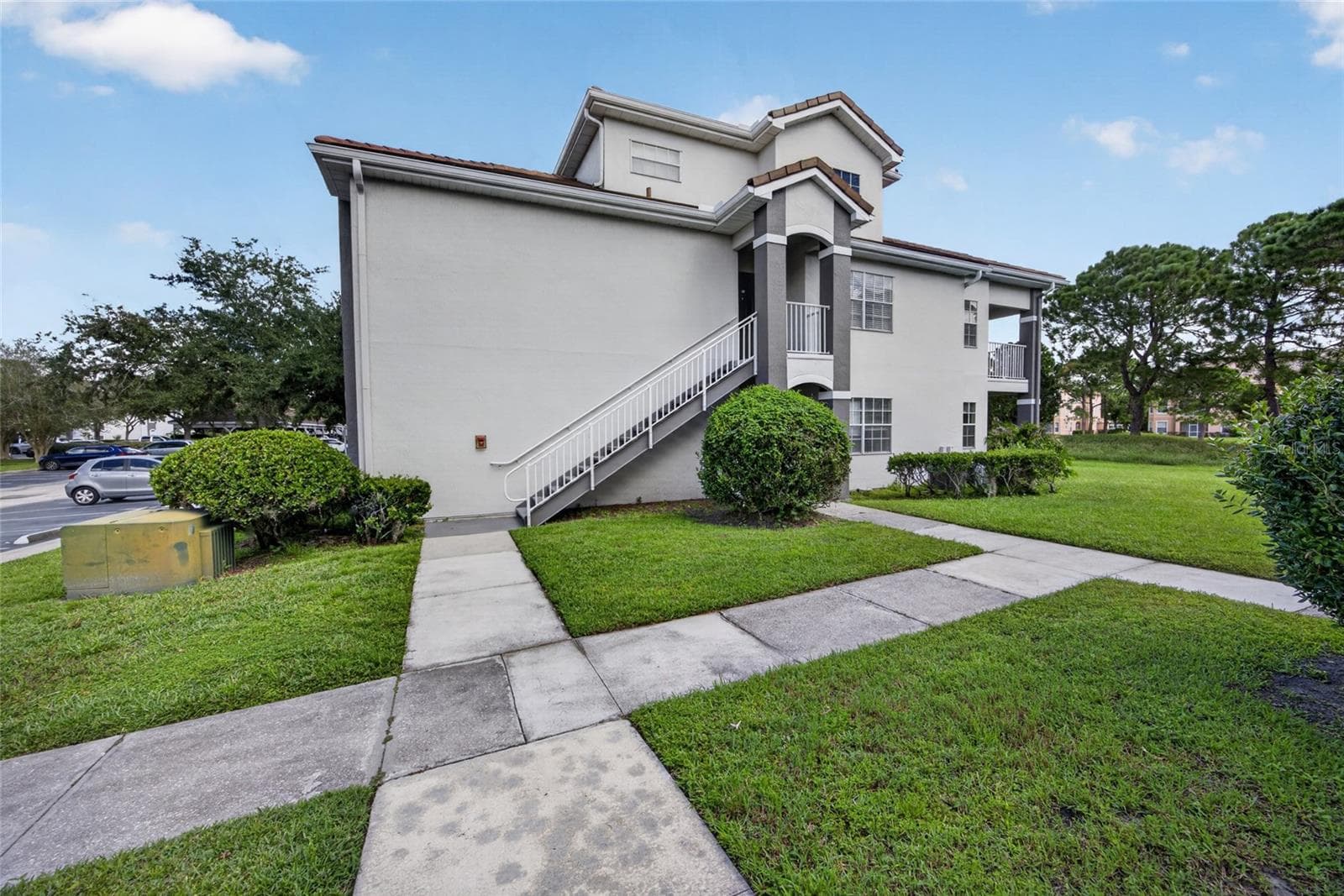 14013 FAIRWAY ISLAND DR #428