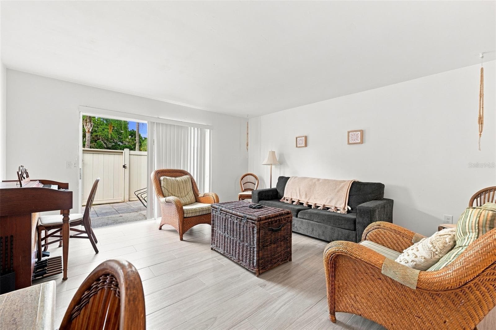 Condominium at 4215 E BAY DR #1403, CLEARWATER, photo 16 of 30