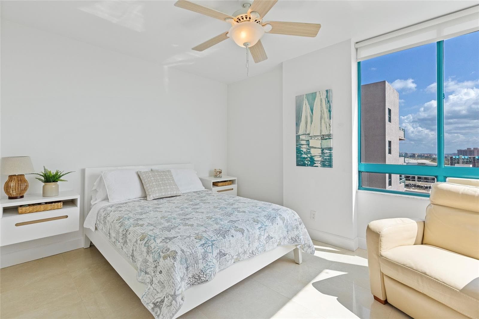 Condominium at 1520 GULF BLVD #1807, CLEARWATER BEACH, photo 33 of 52