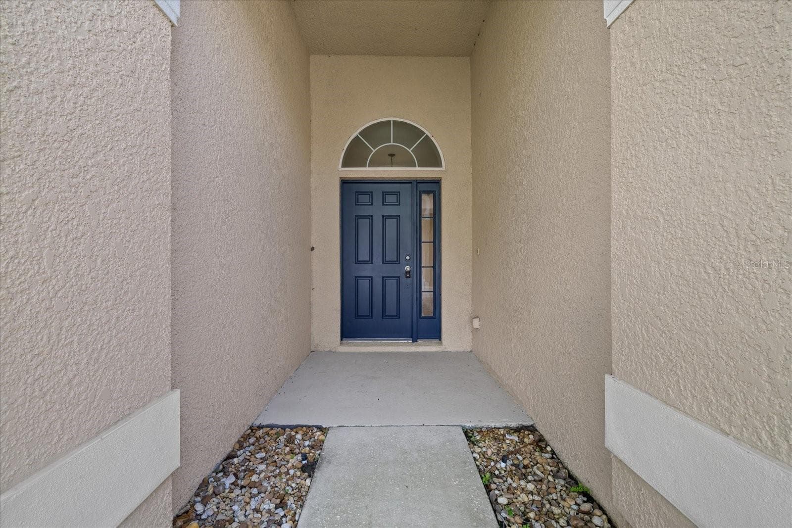 Single Family Residence at 1833 MIRA LAGO CIR, RUSKIN, photo 3 of 58