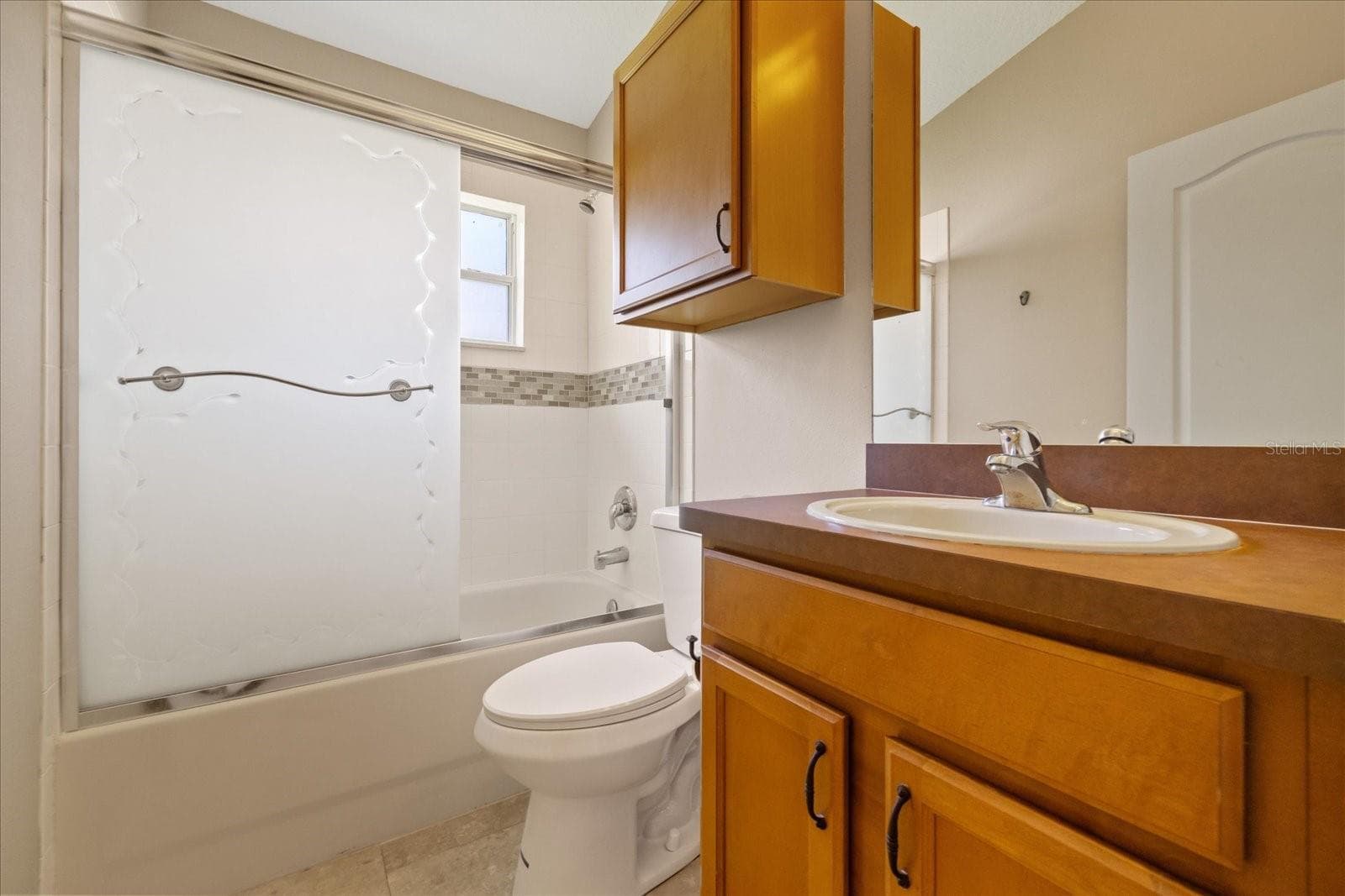 Bath #2 - 1833 MIRA LAGO CIR, RUSKIN