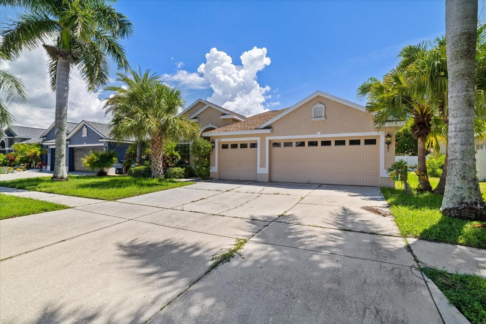 Single Family Residence at 1833 MIRA LAGO CIR, RUSKIN, photo 44 of 58
