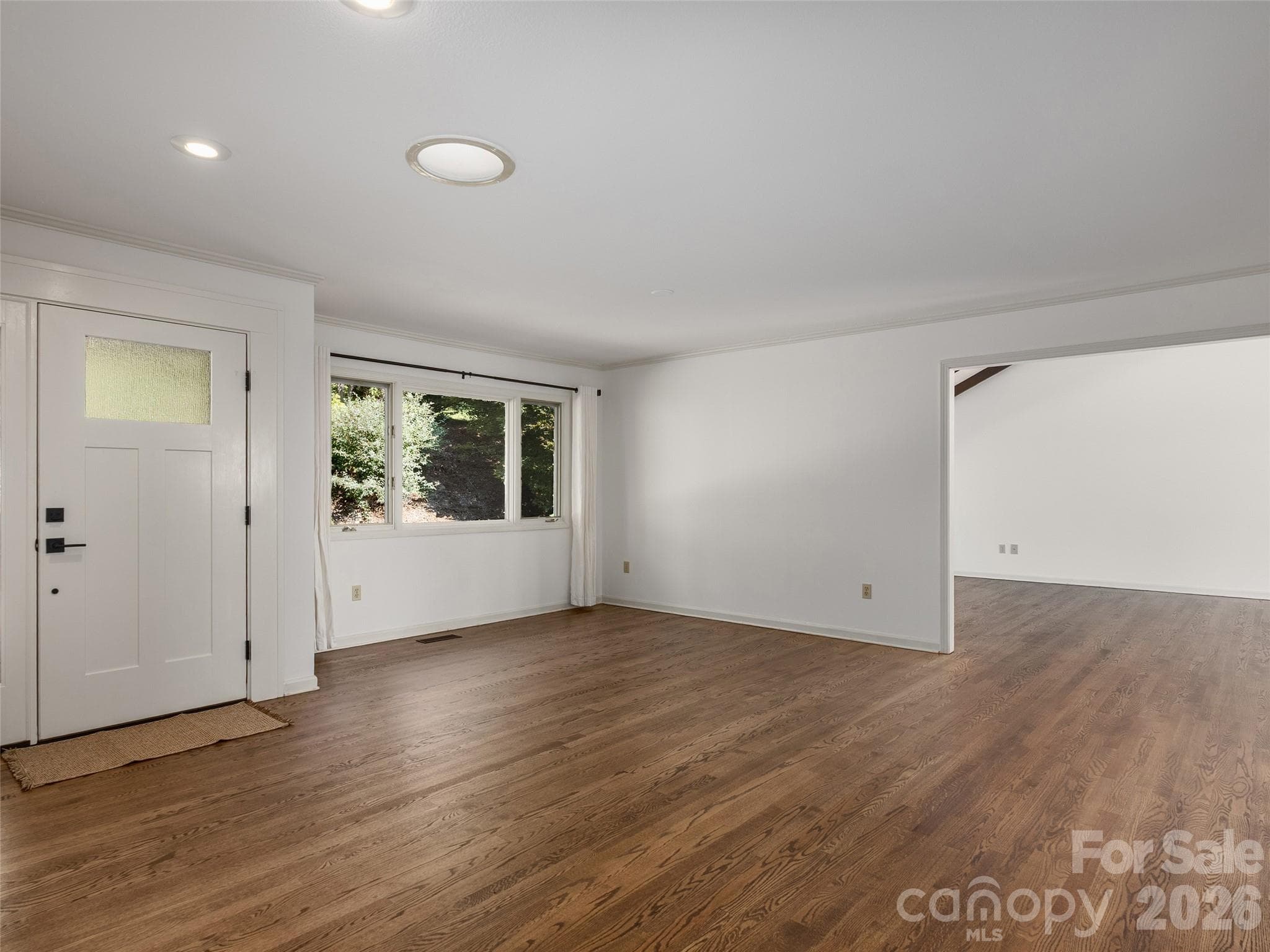 Bright entry with refinished hardwood floors - 288 Roberts Drive, Laurel Park