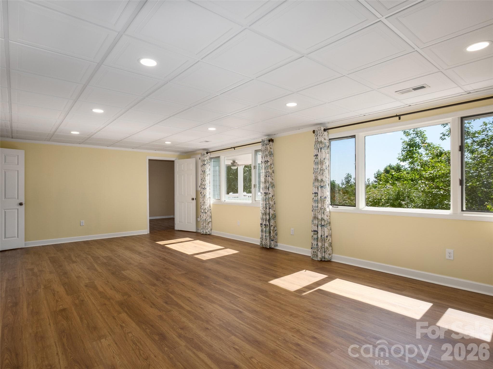 Light filled Rec room - 288 Roberts Drive, Laurel Park