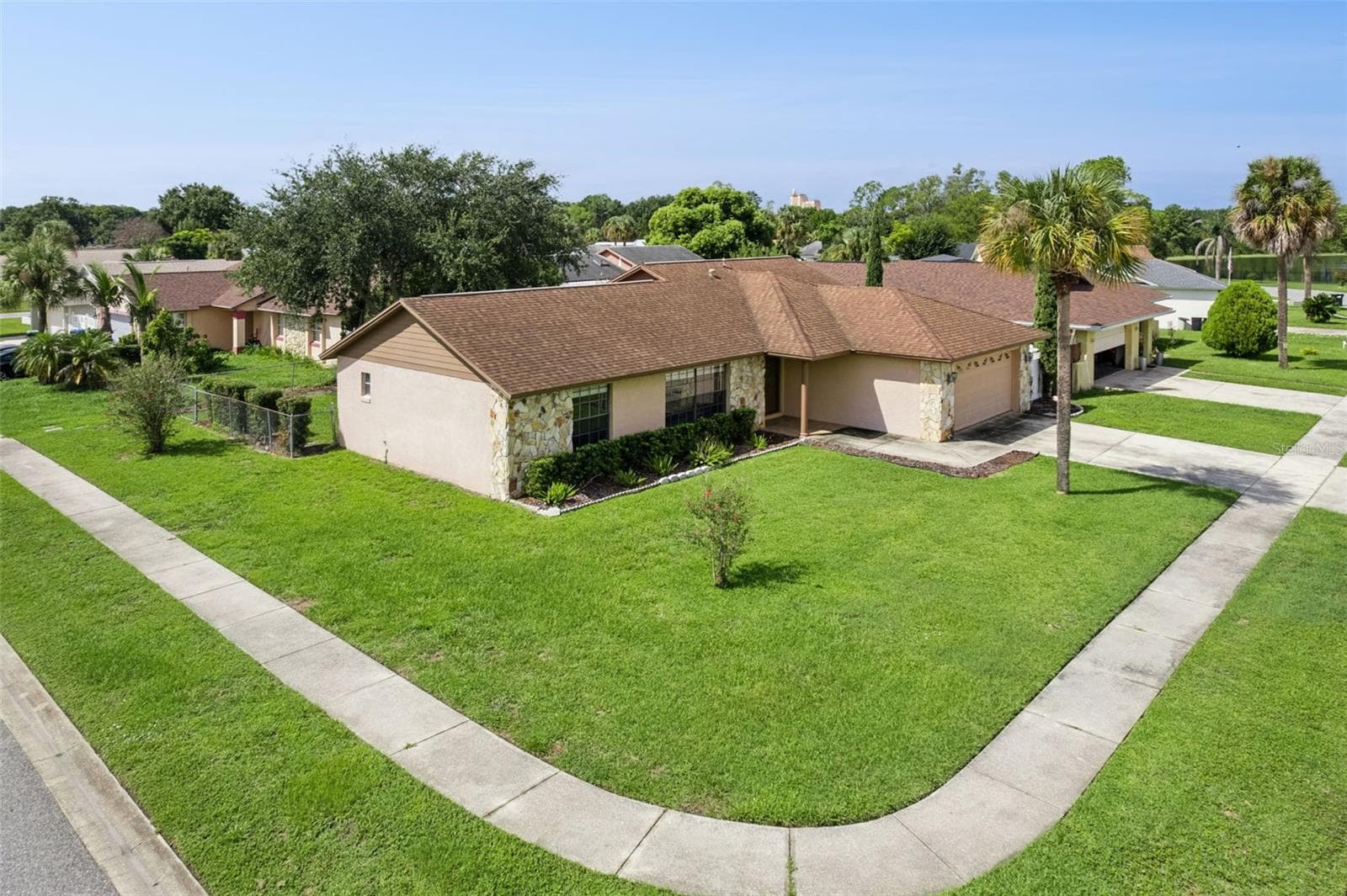 Single Family Residence at 2402 WOODWAY DR, ORLANDO, photo 35 of 41