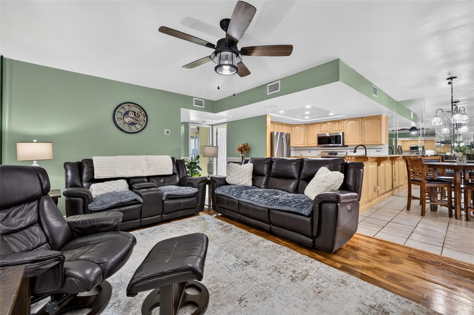Townhouse at 7360 ULMERTON RD #18D, LARGO, photo 2 of 26