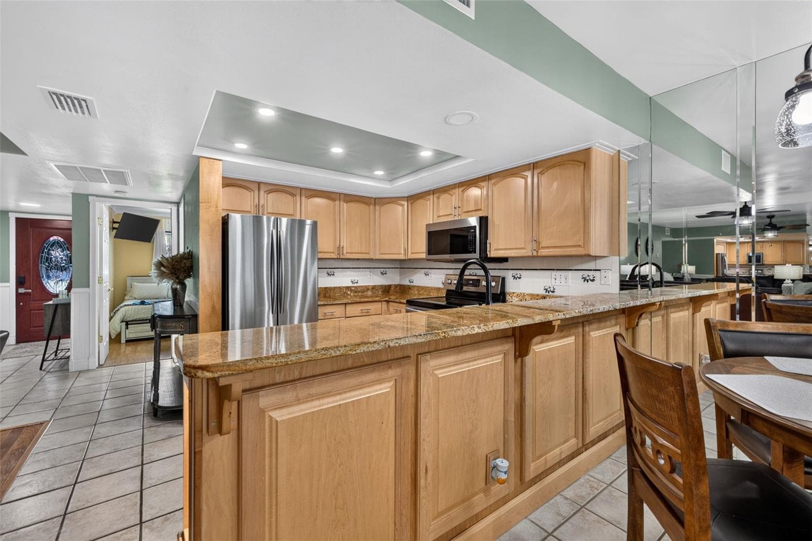 Spacious kitchen - 7360 ULMERTON RD #18D, LARGO