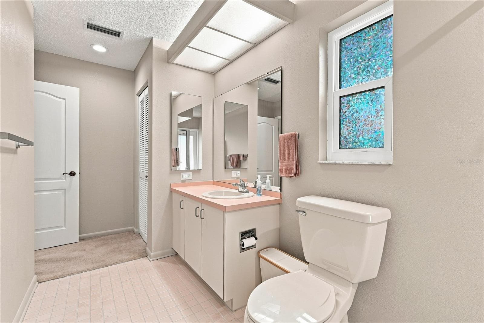 Bathroom 3 - 679 LITCHFIELD LN, DUNEDIN