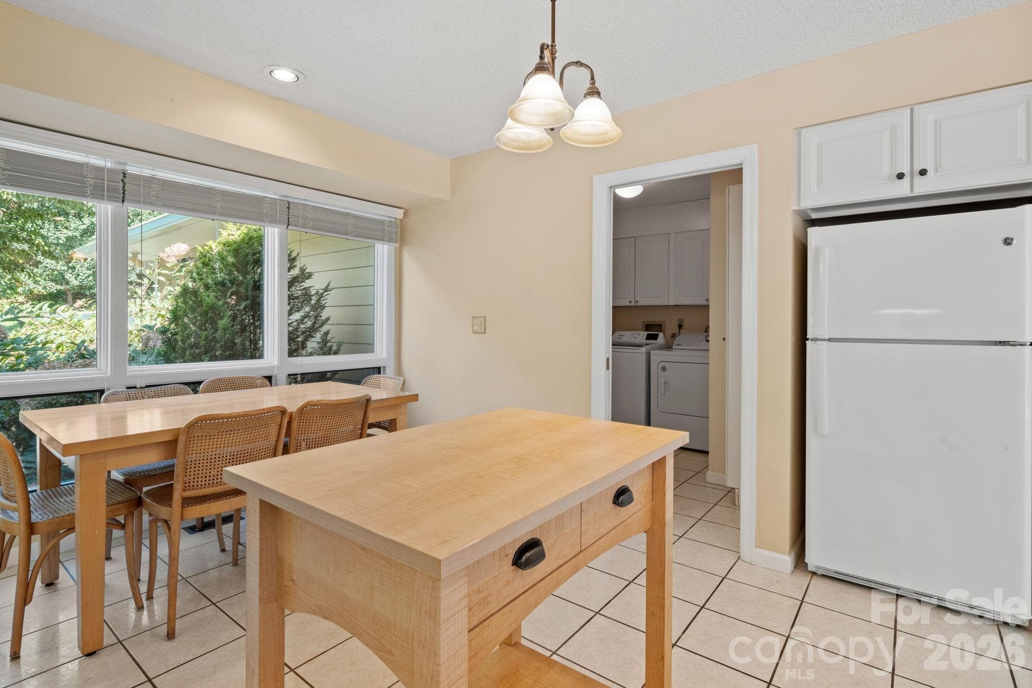 Condominium at 324 DAWNBROOK Drive, Flat Rock, photo 13 of 48