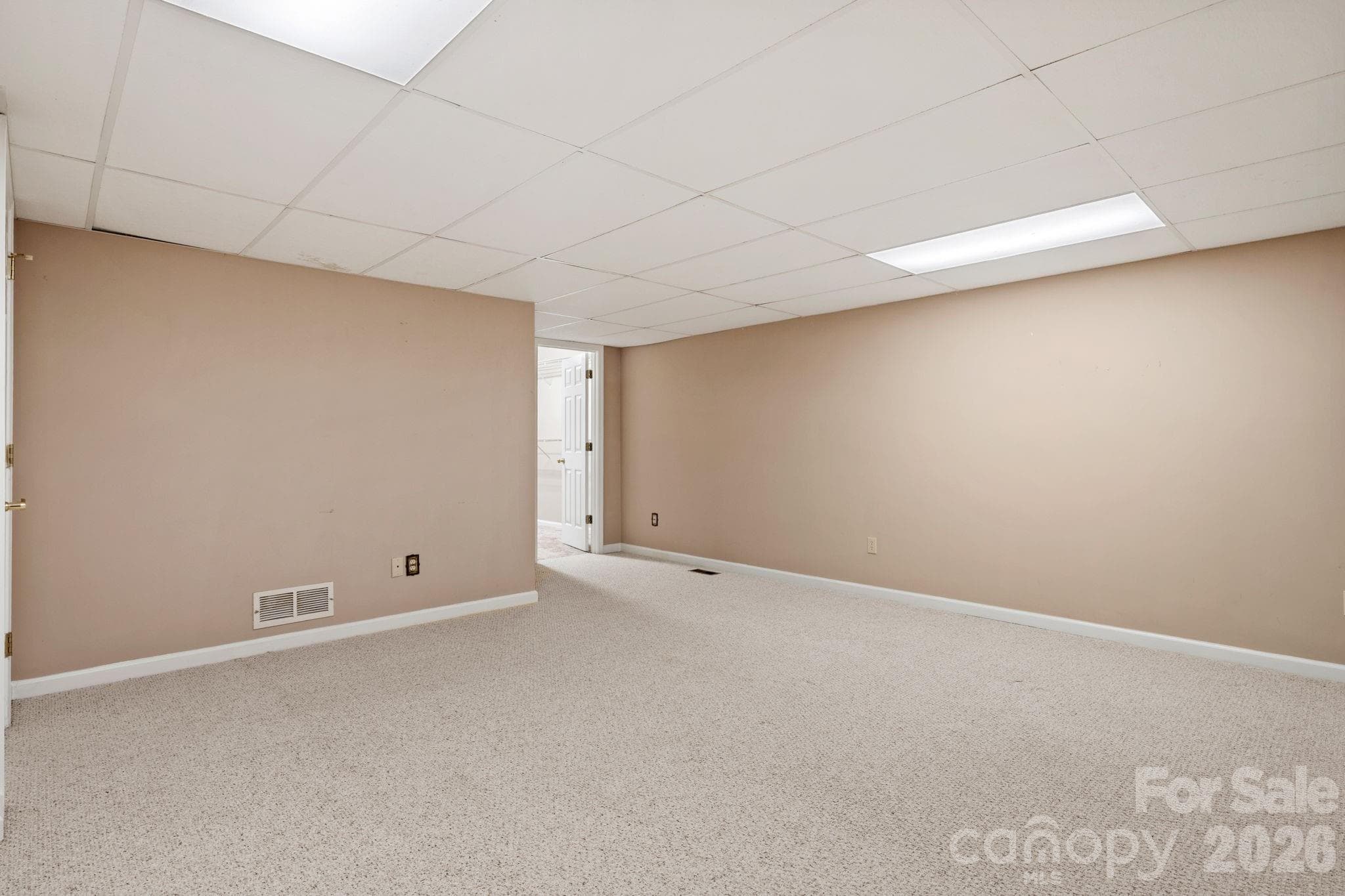 Condominium at 324 DAWNBROOK Drive, Flat Rock, photo 27 of 48