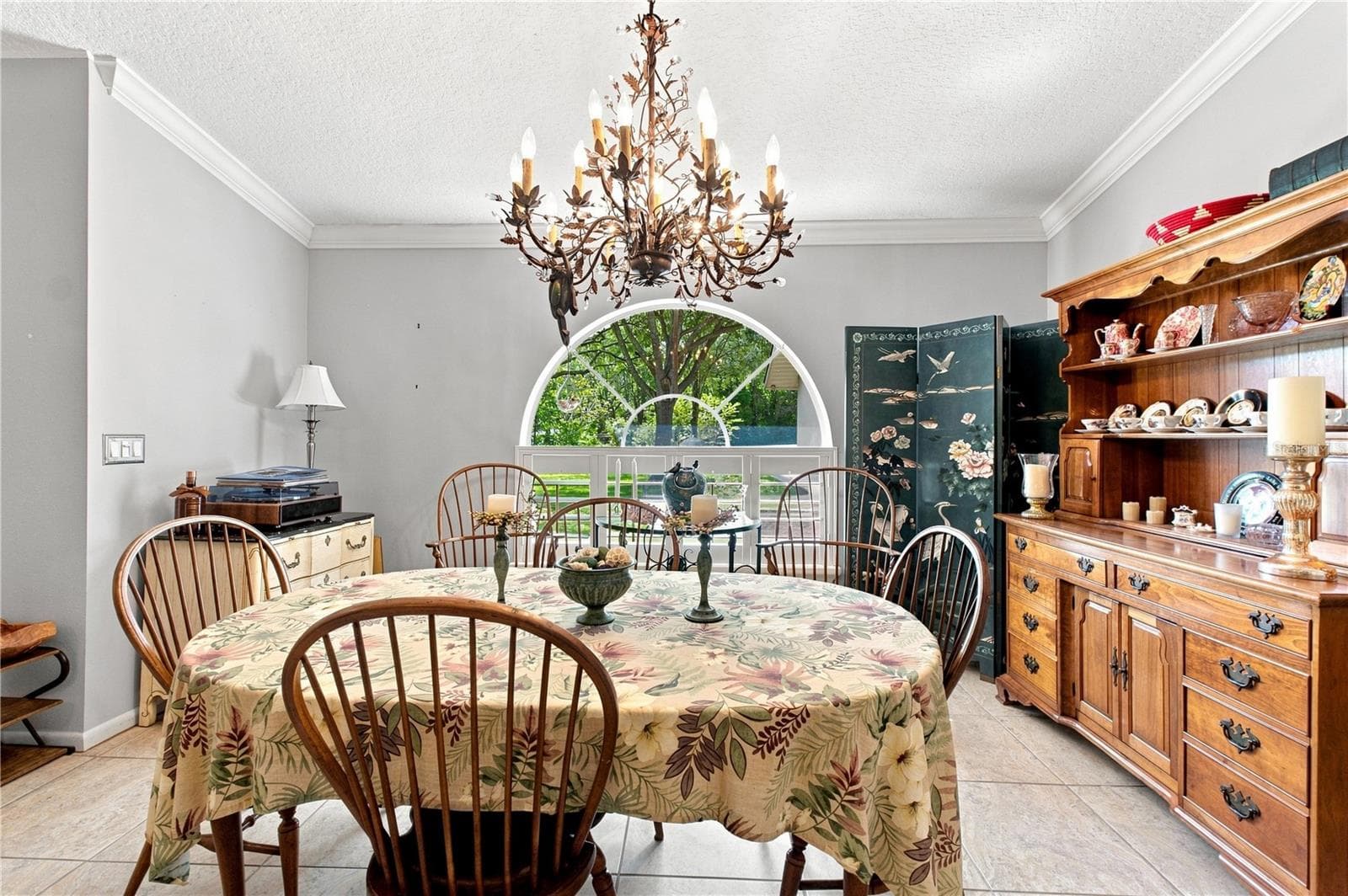 Single Family Residence at 8171 CHAUCER DR, WEEKI WACHEE, photo 14 of 46