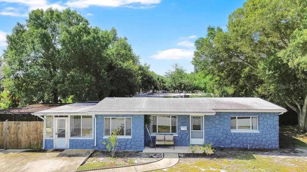 Sturdy block construction, no flood zone, 2018 roof, newer water heater, serviced AC, this home is move in ready! - 7400 36TH AVE N, ST PETERSBURG